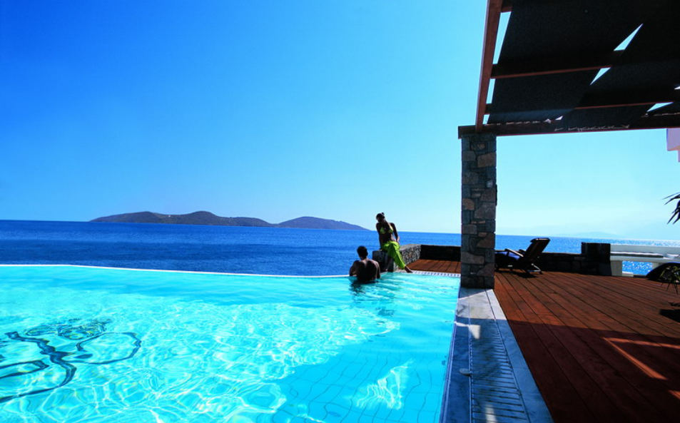 Elounda Beach Hotel: Your Ultimate Guide to a Luxurious Stay