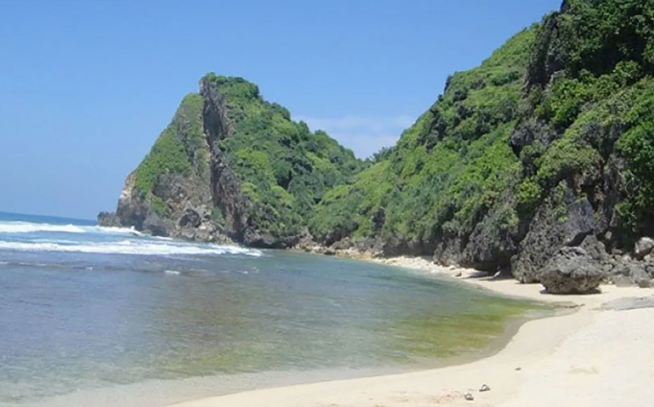 Pantai Krokoh: Destinasi Wisata Alam Memesona di Yogyakarta