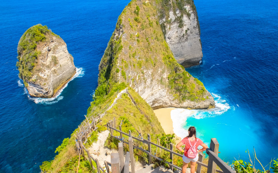 The Ultimate Guide to Visiting Kelingking Beach in Nusa Penida