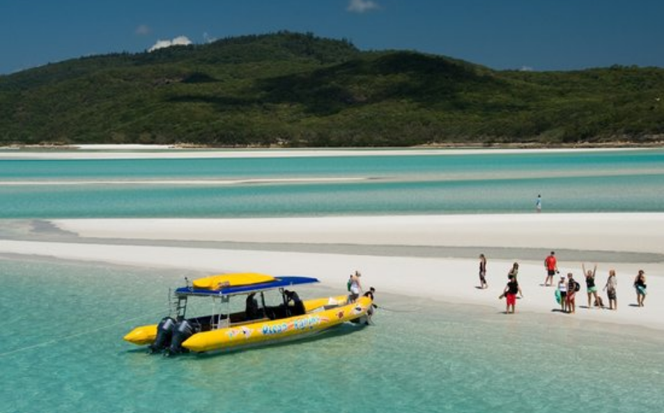 Discover the Beauty of Tropical Paradise Airlie Beach